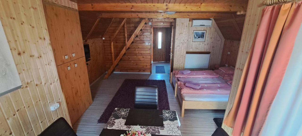 Keri Apartman Mosonmagyarovar Exterior photo