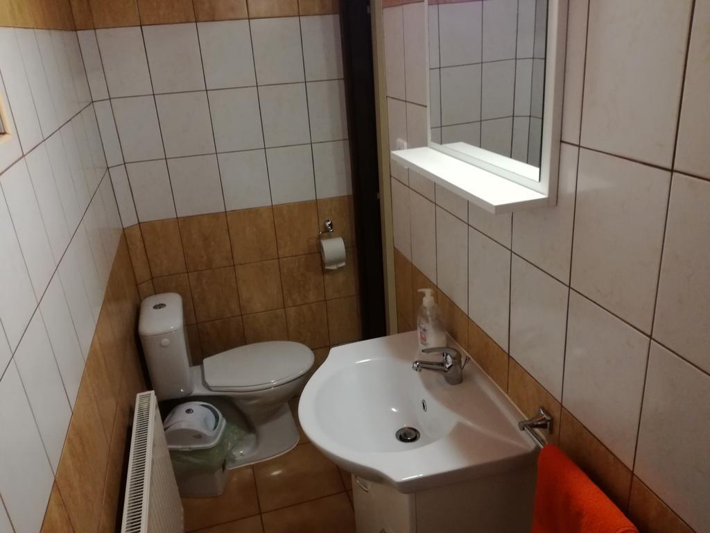 Keri Apartman Mosonmagyarovar Exterior photo